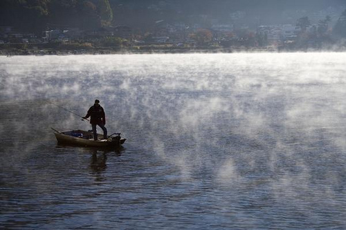 2008 - Japan - Kawaguchi-ko - Fisherman
