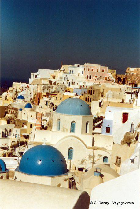 Coupoles de Oia, Santorin - Grèce