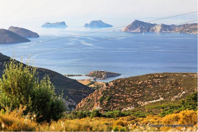 Milos, paysage à Glanorisia - Grèce