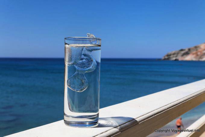 Milos, Paleohori, composition sur glaçons - Grèce