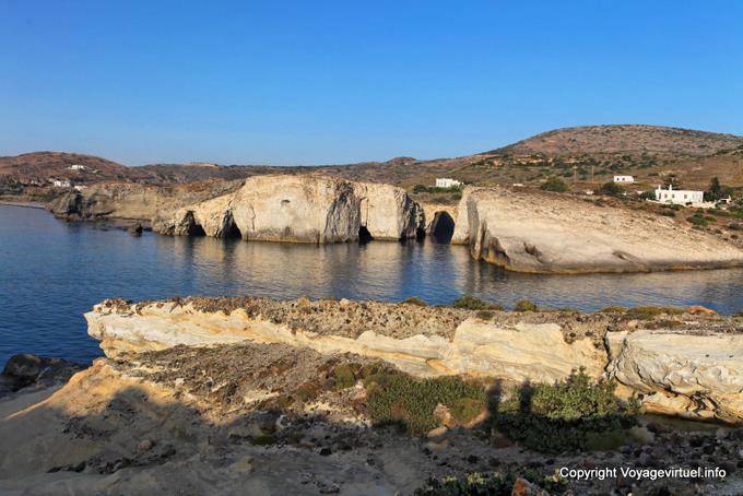 Milos, Papafragas Filakopi Phylakopi, grottes marines - Grèce