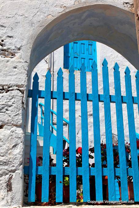 Milos, Plaka, barrière et volet - Grèce