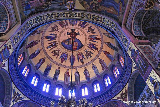 Le Pirée, Agia Triada, dôme intérieur - Grèce