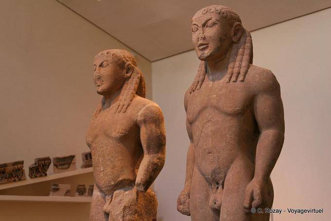 Les deux Kouroï d'Argos, Cleobis et Biton, Musée de Delphes - Grèce