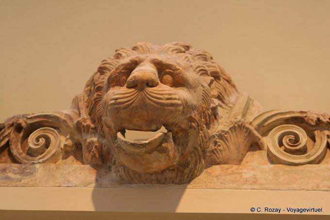 Tête de lion, sculpture, Musée de Delphes - Grèce