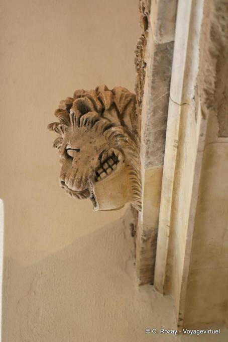 Tête de lion sculptée Epidavros Museum - Grèce