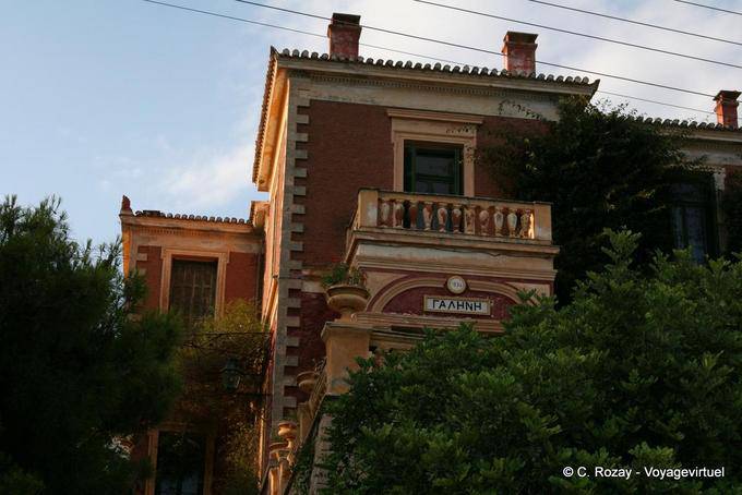Architecture néoclassique, île de Poros - Grèce
