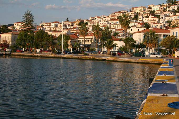 Habitat étagé de Sphaeria, île de Poros - Grèce