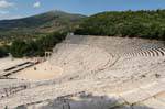 Épidaure, théâtre grec antique d'Argolide construit au début du IIIe siècle avant Jésus-Christ, Grèce.