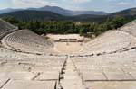 Panorama depuis le haut du théâtre d'Épidaure, Grèce.