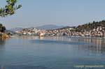Poros vue depuis la route Ermionis Galatas, Grèce.