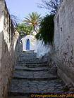 Traboule de Chora, Hydra, Grèce.