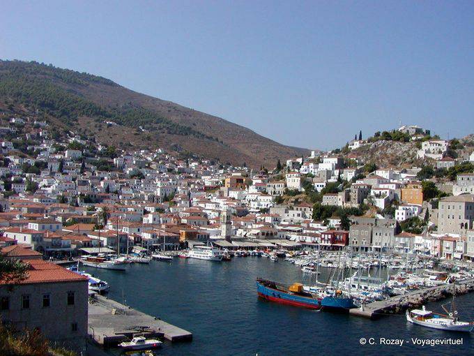 Vue sur le port d'Hydra depuis le fort - Grèce