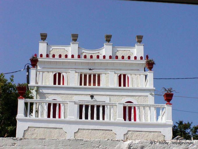 La maison derrière le mur, Spetses - Grèce