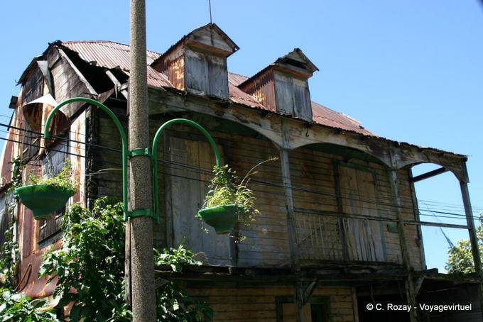 Vieille maison en bois, Basse-Terre - Guadeloupe