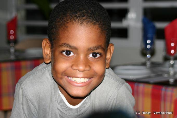 Sourire d'enfant guadeloupéen - Guadeloupe