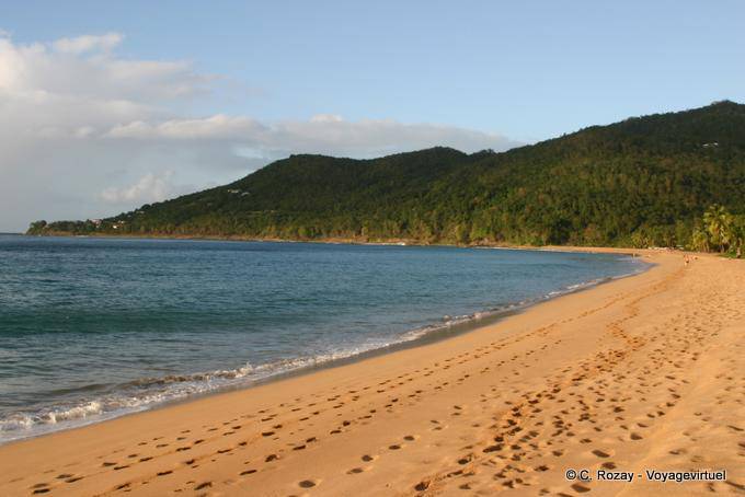 Une autre vue de Grande Anse vers Deshaies - Guadeloupe