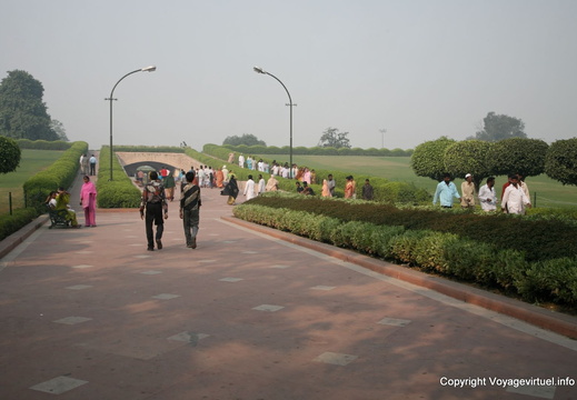 En direction du Gandi Raj Ghat Delhi 5