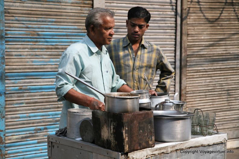 Delhi, Cuisinier De Rue À Delhi Old City 88