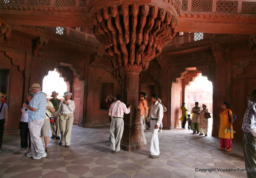 Fatehpur Sikri diwan i khas 14