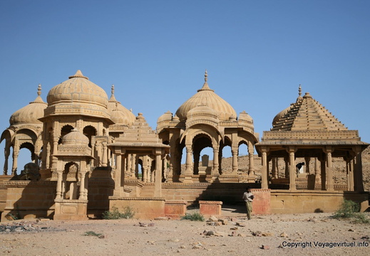 Jaisalmer Bada Bagh cenotaphs 4