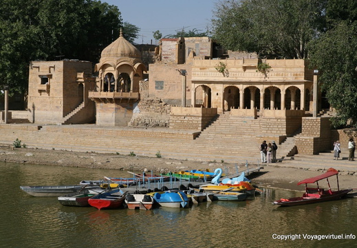 Jaisalmer Gadi Sagar tank 32