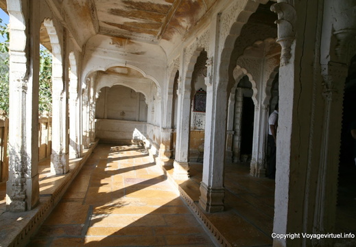 Jaisalmer Gadi Sagar tank 8