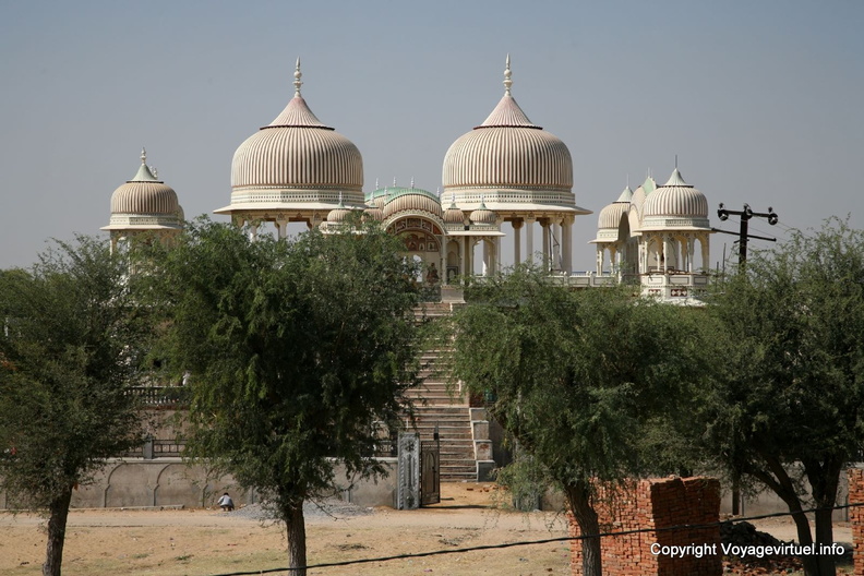 Mandawa, Chhatris D'un Temple À Mandawa