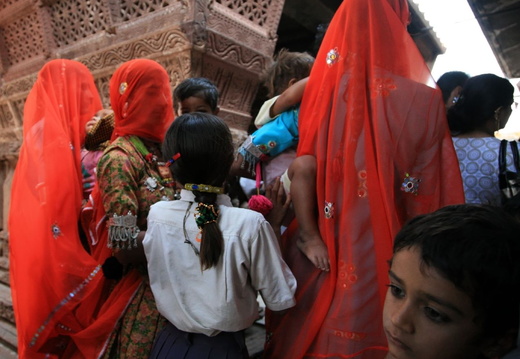 Femmes Vishnois au temple