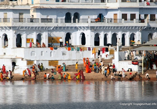 Pushkar les ghats lac sacre 26