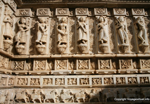 Udaipur jagdish temple 44