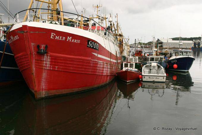 Proue du Emer Marie dans le port de Killybegs, Donegal - Irlande