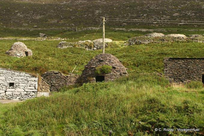 Maisons ruches, Beehive Huts, Fahan, Dingle - Irlande