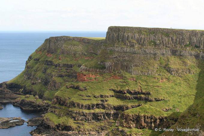 Symphonie de l'empilement de coulées basaltiques, Chaussée des Géants - Irlande du Nord