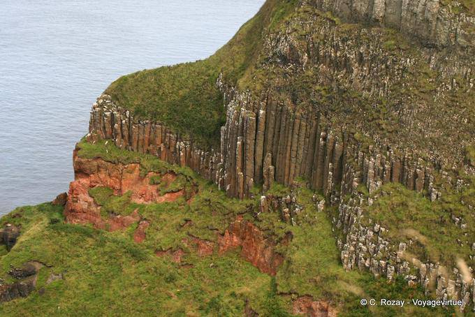 Roche rouge et orgues grises, Chaussée des Géants - Irlande du Nord