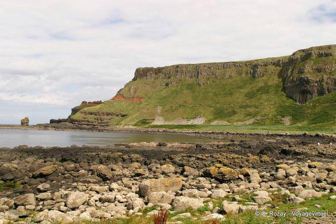 Anse au sud du rocher principal, Giants Causeway - Irlande du Nord