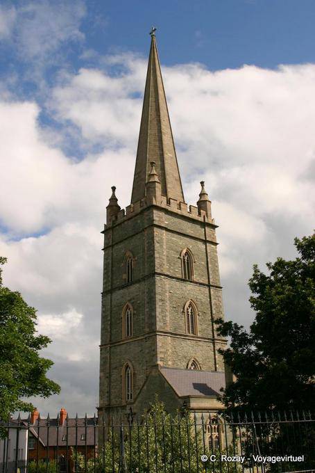 Clocher de la Cathédrale Saint-Colomba, Derry - Irlande du Nord
