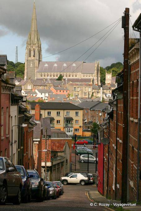 Cathédrale St Eugene depuis la Harvey Street, Londonderry, Derry - Irlande du Nord