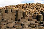 Clochán na bhFomhórach, le tas de pierre des Fomoires, Chaussée des Géants, Irlande du Nord.