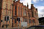Architecture extérieure du Guildhall, reconstruit et rénové en 1912, Derry, Irlande du Nord.