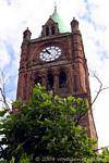 Le haut de la Clock Tower du Guildhall, Derry, Irlande du Nord.