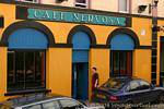Façade du Café Nervosa, Magazine street, Derry, Irlande du Nord.