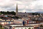 Le quartier de la St Eugen's Cathedral, vers Francis street, vu des remparts, Derry, Irlande du Nord.