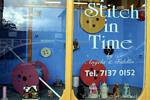 Stitch in Time, la vitrine aux boutons, Derry, Irlande du Nord.