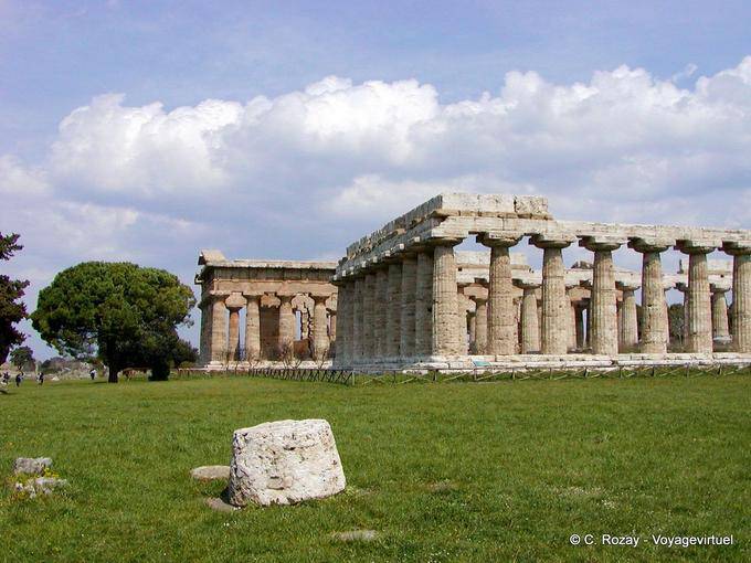 Les deux temples d'Héra à Paestum - Italie