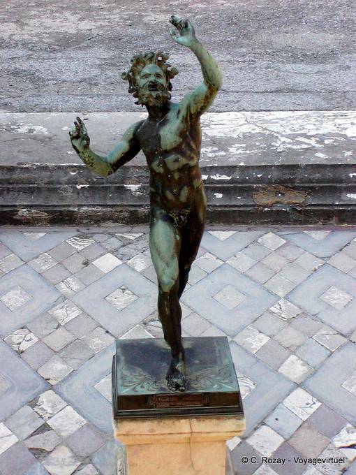 Le faune, statue de Pompéi - Italie