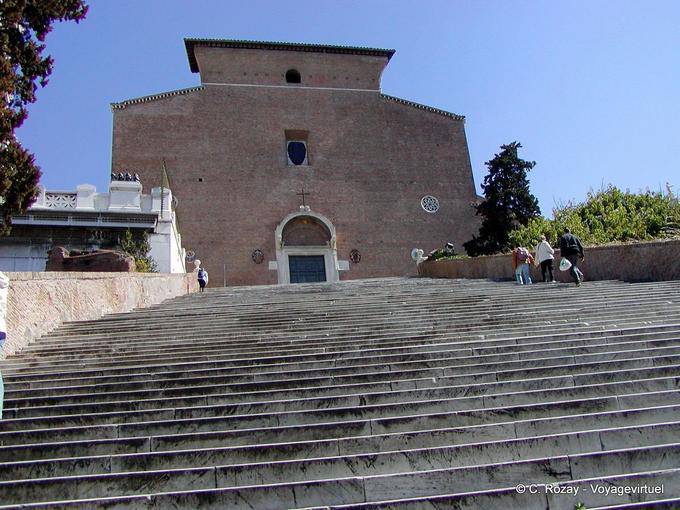Eglise médiévale de Santa Maria en Aracoeli, Rome - Italie