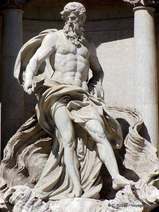 Gros plan sur Neptune, le dieu Océan, fontaine de Trevi, Rome - Italie