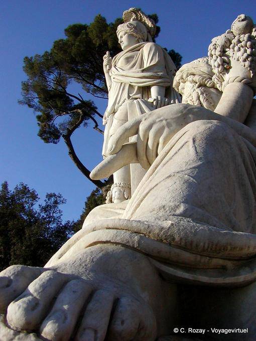 Pied de statue, Fontaine de la déesse de Rome, Place du Peuple - Italie