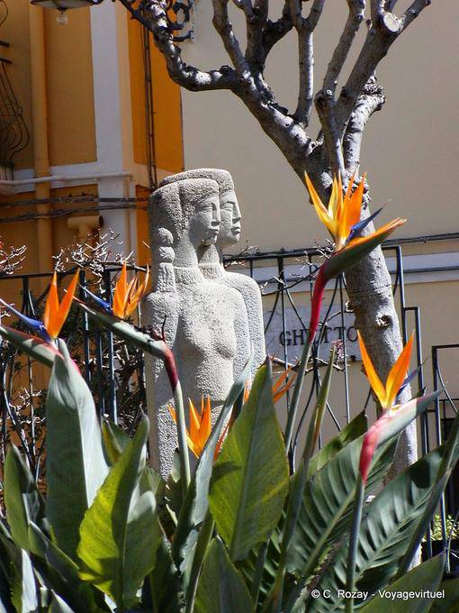 Double profil d'un statuaire, Taormine - Italie